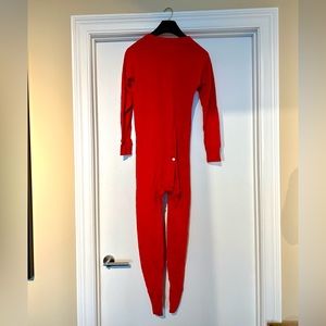 Thermal underwear, super warm. Easy access.